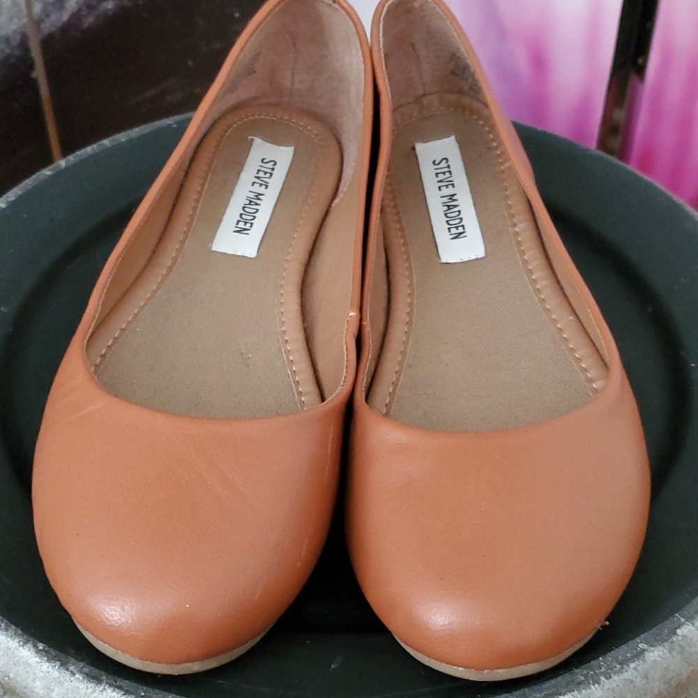Steve Madden Brown Flats